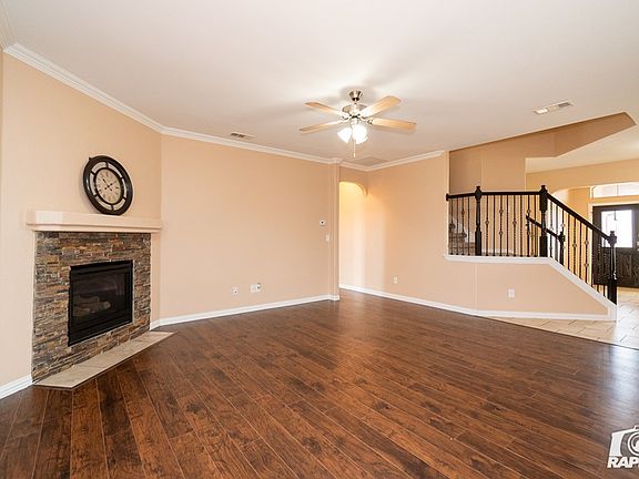 4th image of 3112 Botticelli Ave