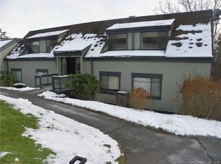 211 Heritage Vlg #B, Southbury, CT 06488