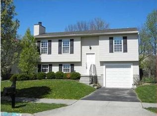 1738 Lone Prairie Dr, Powell, OH 43065