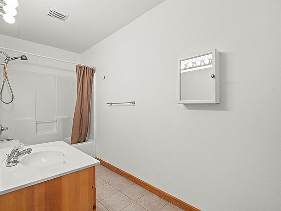 27th image of this home