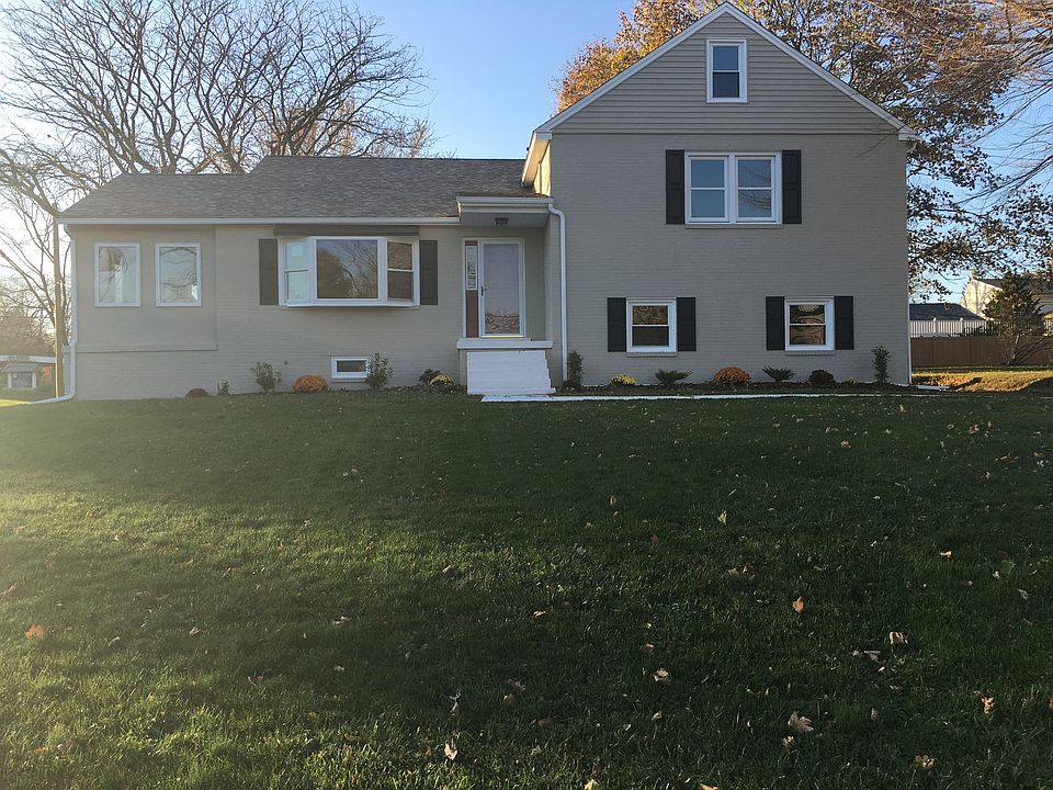 1st image of 2200 Jones Ln