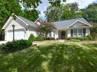 5304 Brookstead Dr, Summerfield, NC 27358