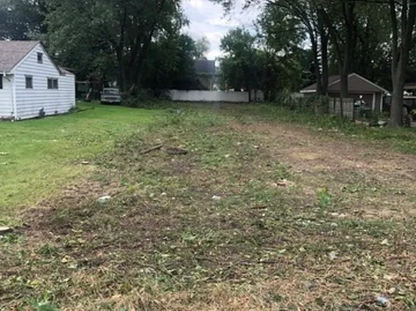 437 E Lorraine Ave, Addison, IL 60101