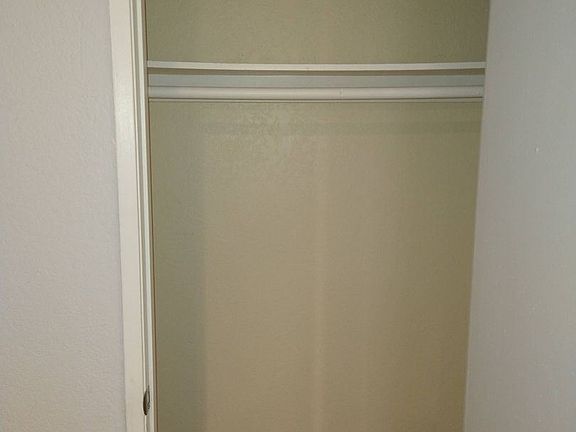 5th image of 787 Cherry Ave #1