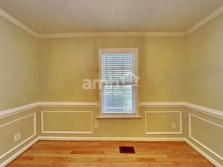 104 Trailing Oak Trl — Photo 5