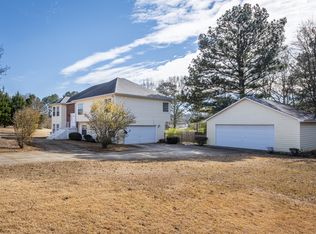 5481 Brinwick Dr, Rex, GA 30273