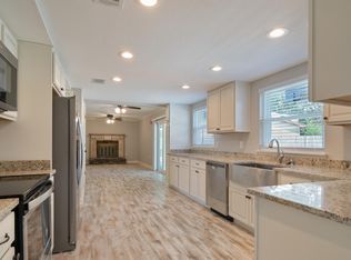 709 Avenue Due Fontaine Bleau, Mary Esther, FL 32569