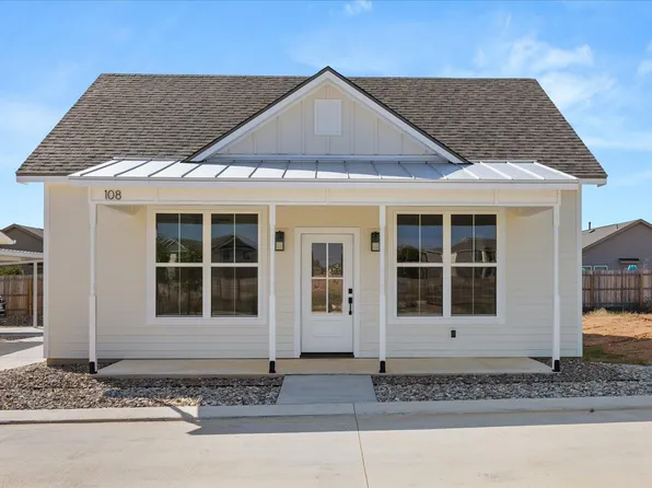 802 S Creek St #108, Fredericksburg, TX 78624