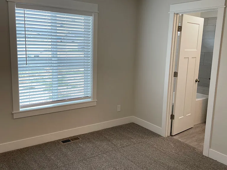 2602 Baylor Dr — Photo 11