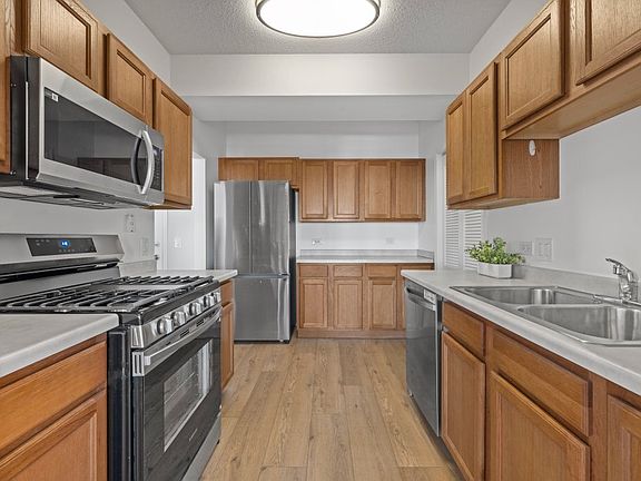 5th image of 9670 Franklin Ave Unit 508