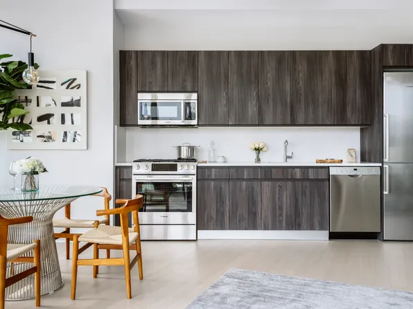 363 Bond Street image 3 of 11