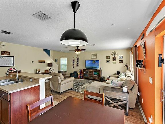 5th image of 1630 Portcastle Cir