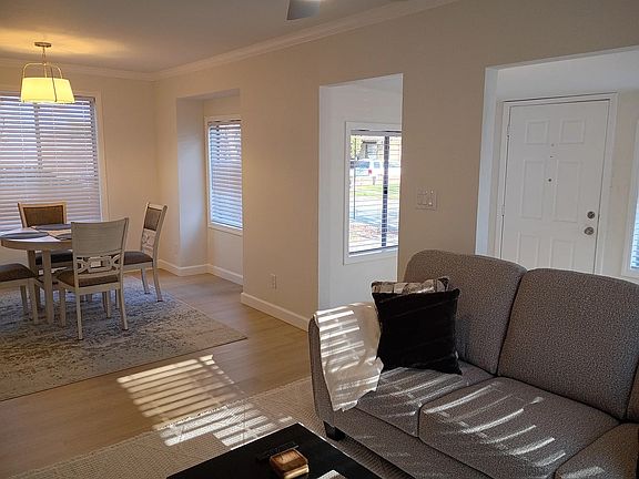 5th image of 1856 51st St