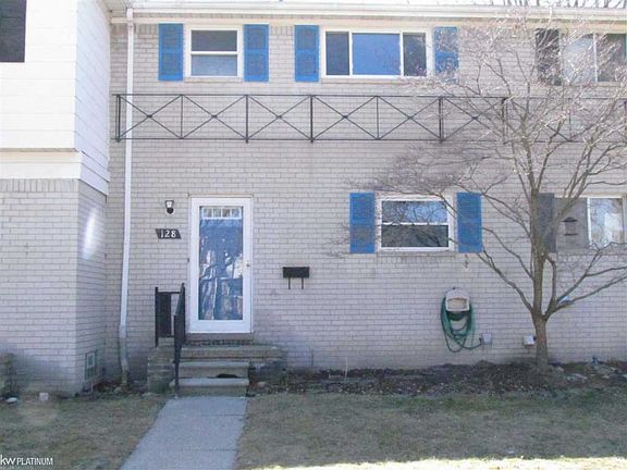 2nd image of 128 S Christine Cir