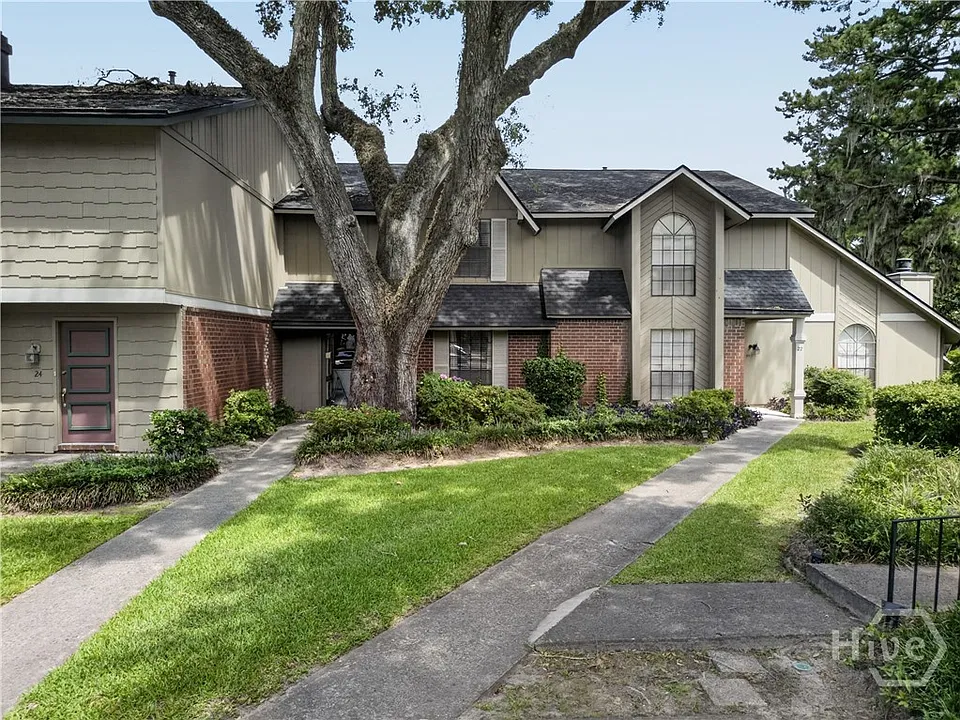 459 Mall Blvd #23