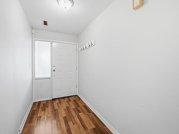3rd image of 10235 158th St