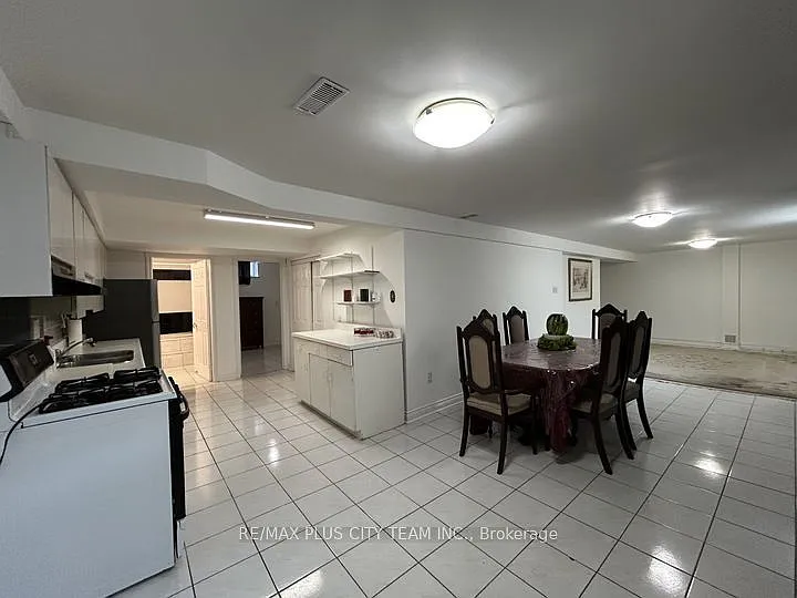 2 bed, $1,700 — Photo 3