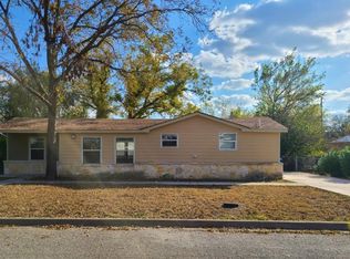 507 N Rees St, Kerrville, TX 78028