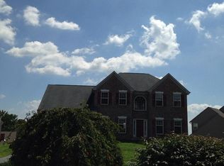 13 Donald Preston Dr, Newark, DE 19702