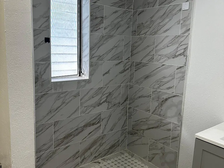 3331 SW 15th Ave — Photo 8