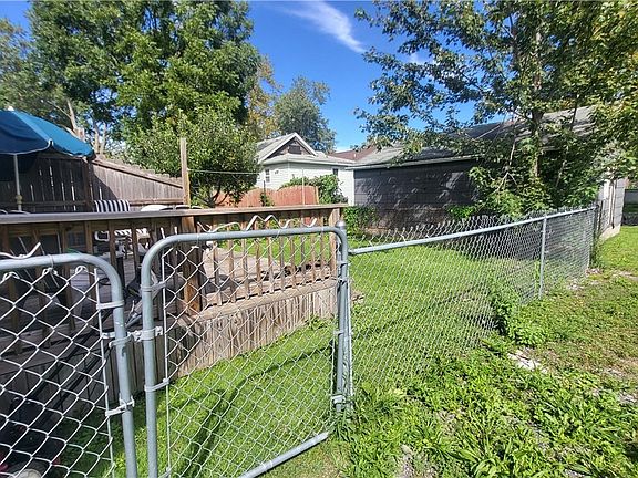 5th image of 476 Hawley St