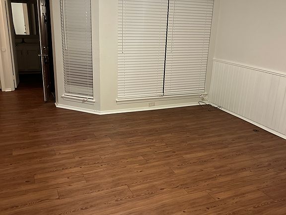 4th image of 429 Dollins St