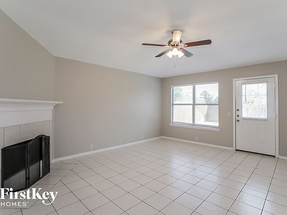 3rd image of 6707 Silvercrest Dr
