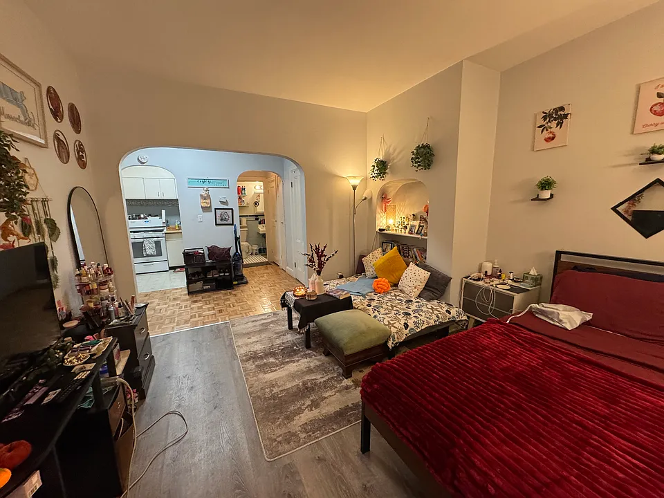 247 Commonwealth Ave #1