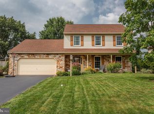 922 Pinetree Way, Lancaster, PA 17601
