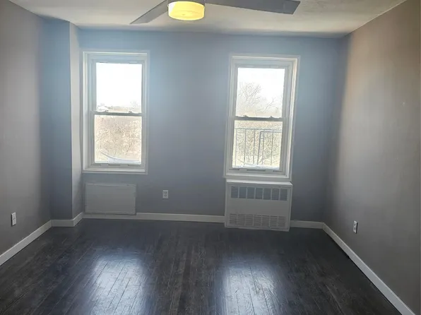 833 Central Avenue #6G, Far Rockaway, NY 11691