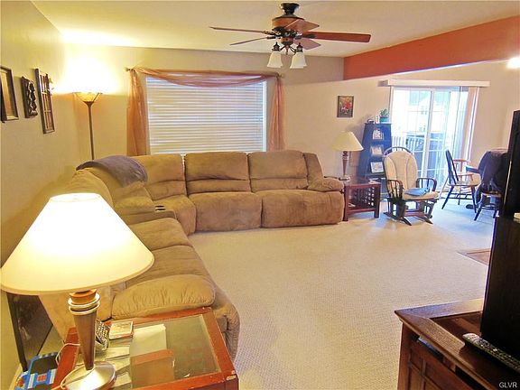 3rd image of 1111 Wynnewood Dr