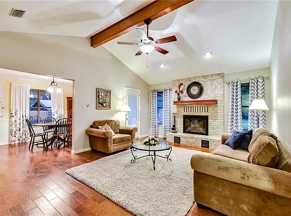 2nd image of 50106 Flintrock Dr