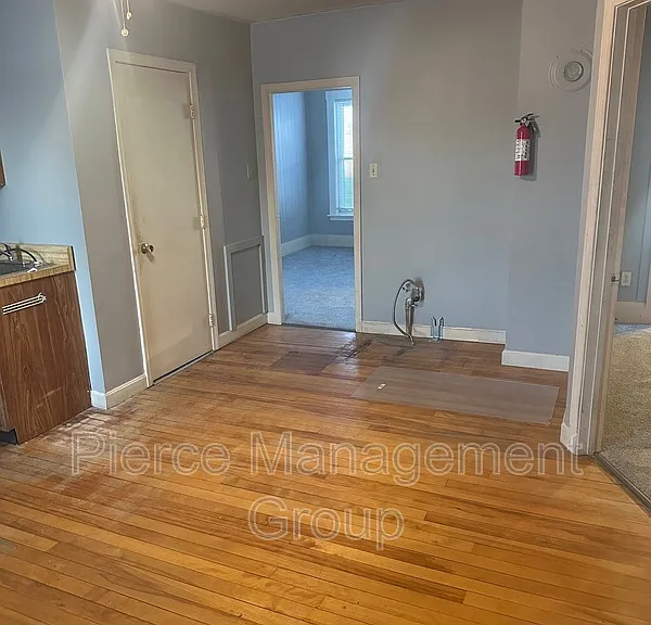 308 Bartlett St #2 — Photo 2