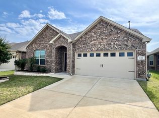 848 Carmen St, Forney, TX 75126