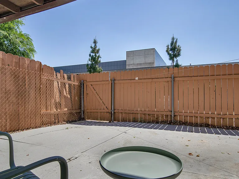 1414 Everton Pl — Photo 24