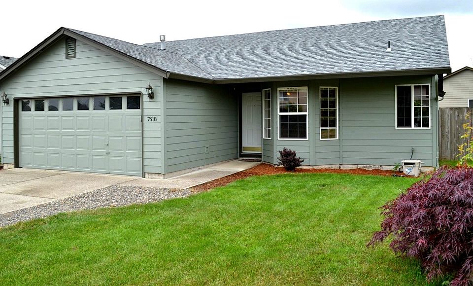1st image of 7618 NE 159th Ave