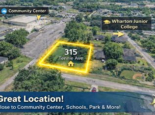 315 Tennie Ave, Wharton, TX 77488