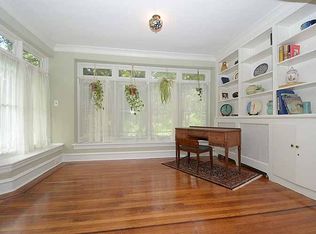 7042 Greene St, Philadelphia, PA 19119