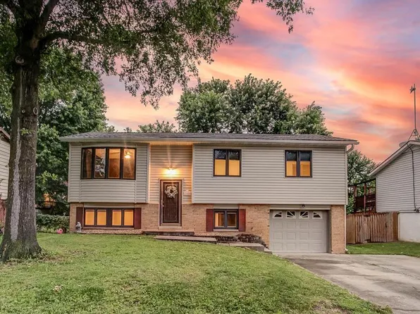 23480 Apple Tree Ln, Elsah, IL 62028