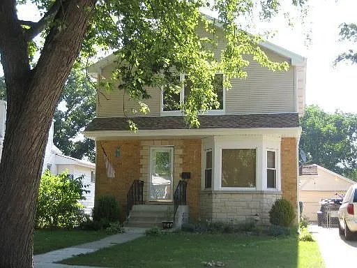 2447 Forest View Ave photo 1
