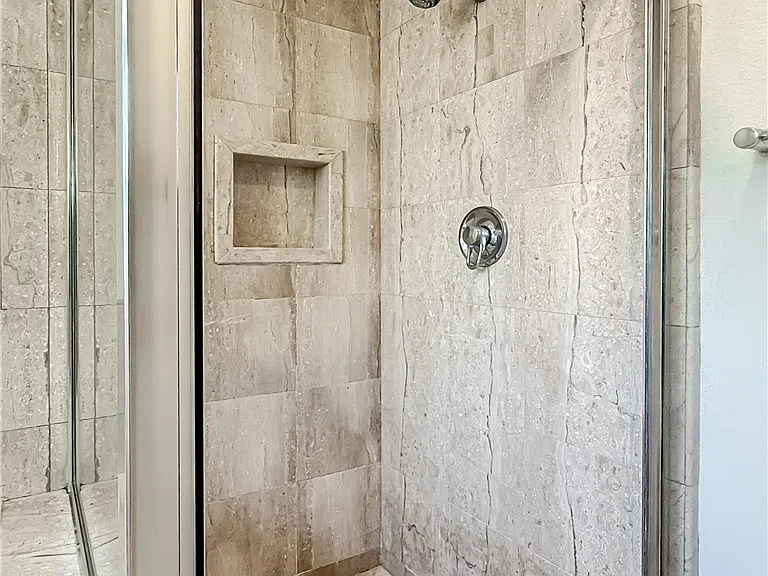 9201 Paso Robles Ave — Photo 46