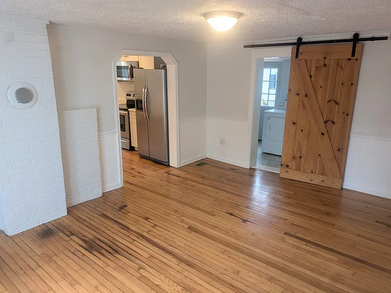447 Toytown Rd — Photo 3