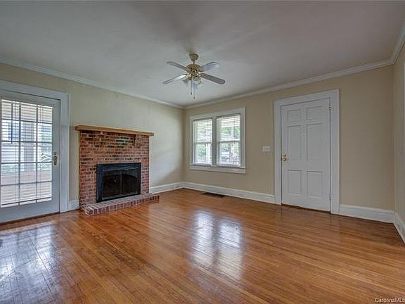 5th image of 109 Poplar St