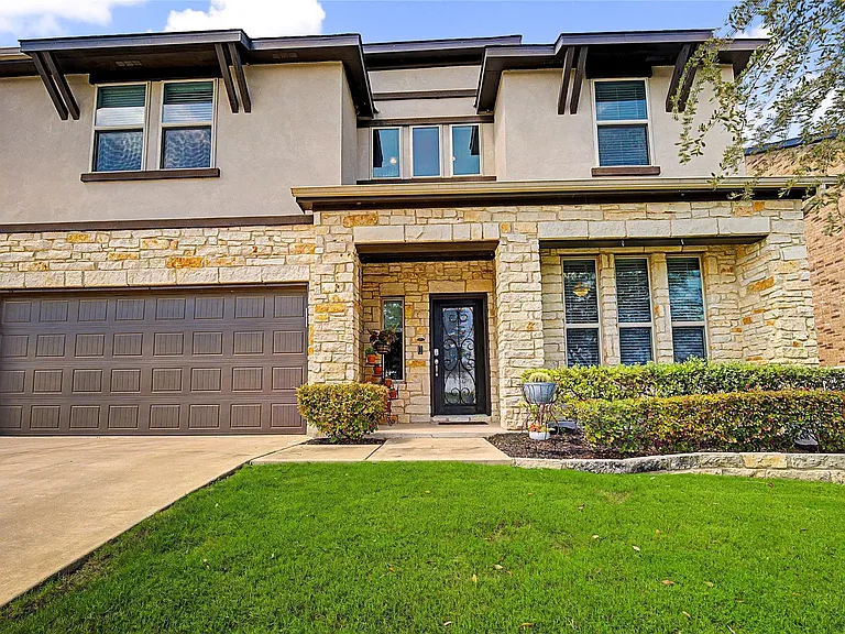 5809 Lehman Way — Photo 2