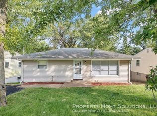 317 Ruggles Rd, Saint Louis, MO 63135
