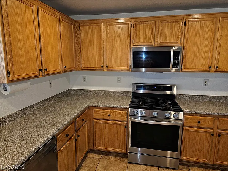 5064 Whistling Acres Ave — Photo 23