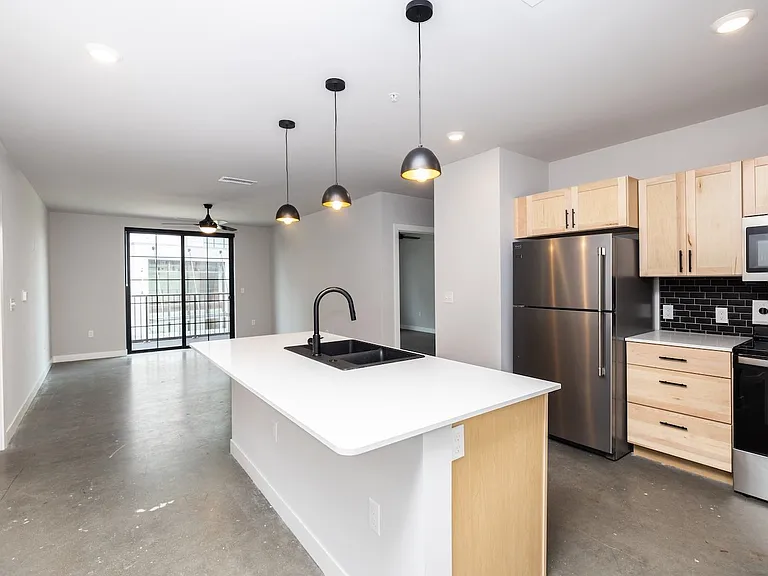 The District Lofts — Photo 10