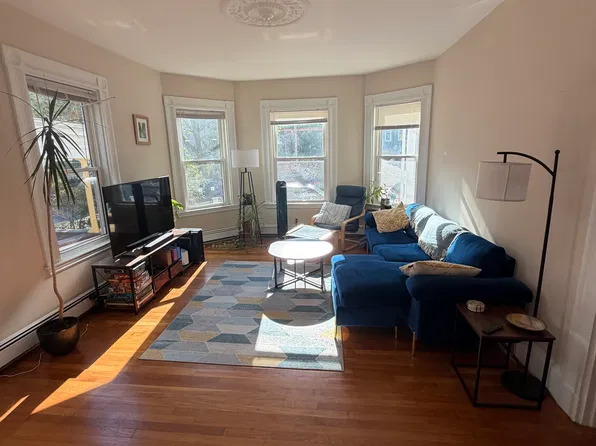 49 Boston St #1, Somerville, MA 02143