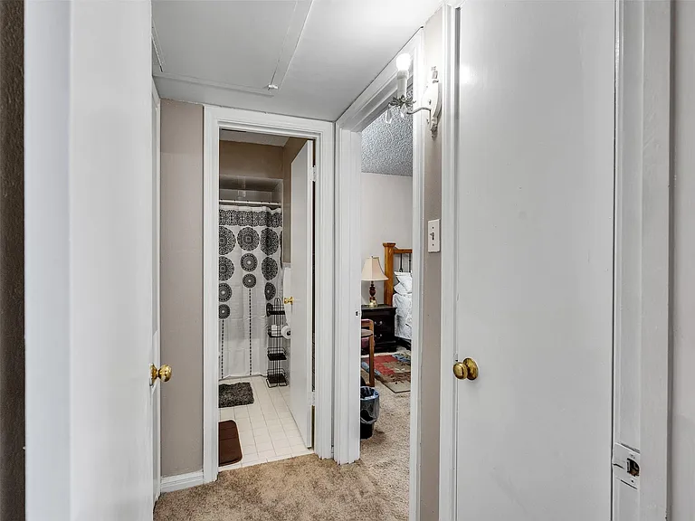 2601 Bellefontaine St #B317 — Photo 13