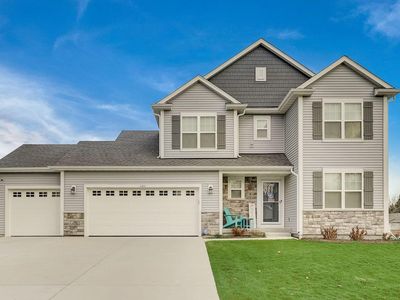 1205 Daisy DRIVE, West Bend, WI, 53090
